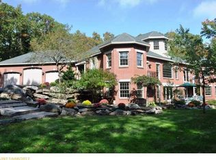 12 Diamond Ridge Way, Falmouth, ME 04105