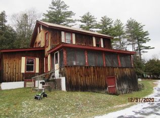 303 Lake View Ave, Pt Henry, NY 12974