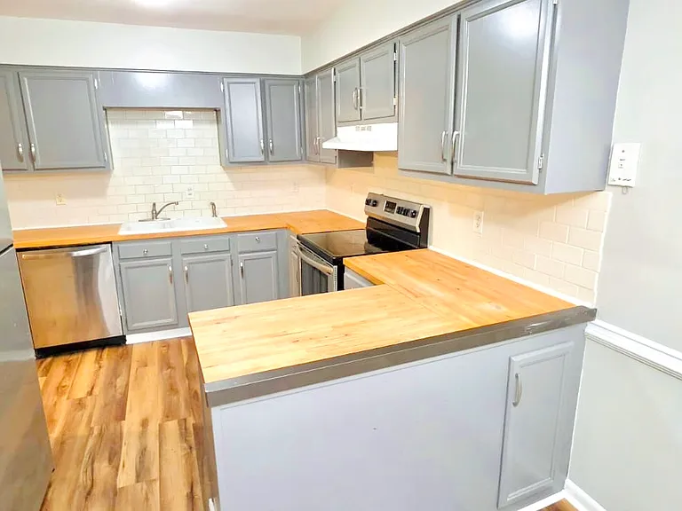 4717 Walden Pond Dr #A — Photo 5