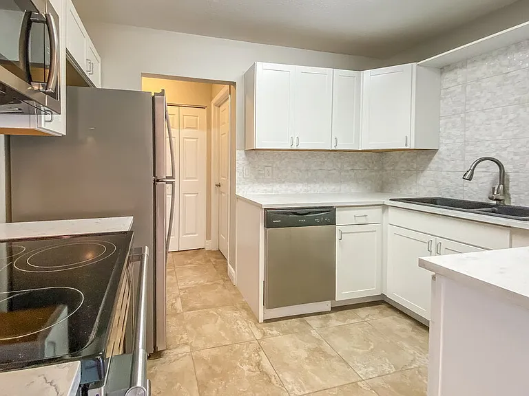 4459 Springwood Rd — Photo 8