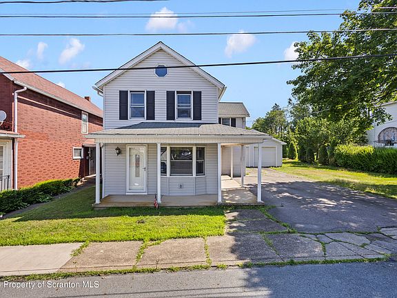 2nd image of 409 Hand St
