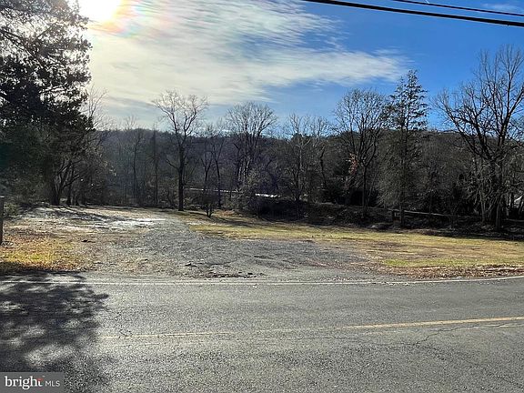 2nd image of 37 Byram Rd