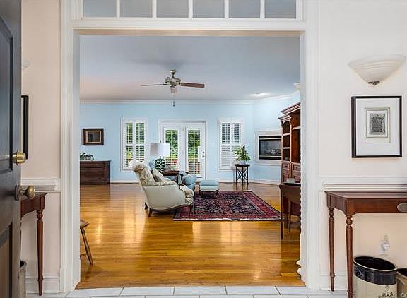 2nd image of 11930 Dunvegan Ct