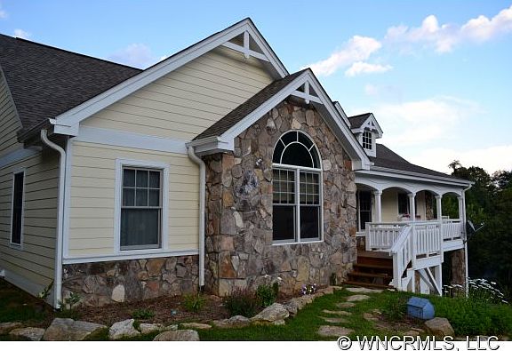 3rd image of 265 Strickland Dr