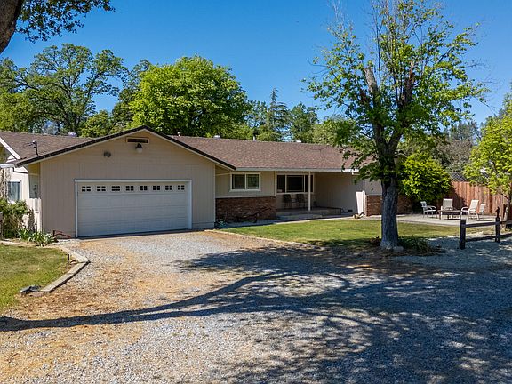 2nd image of 21334 Dersch Rd