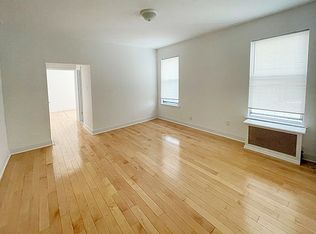 33-36 29th St #2D, Astoria, NY 11106