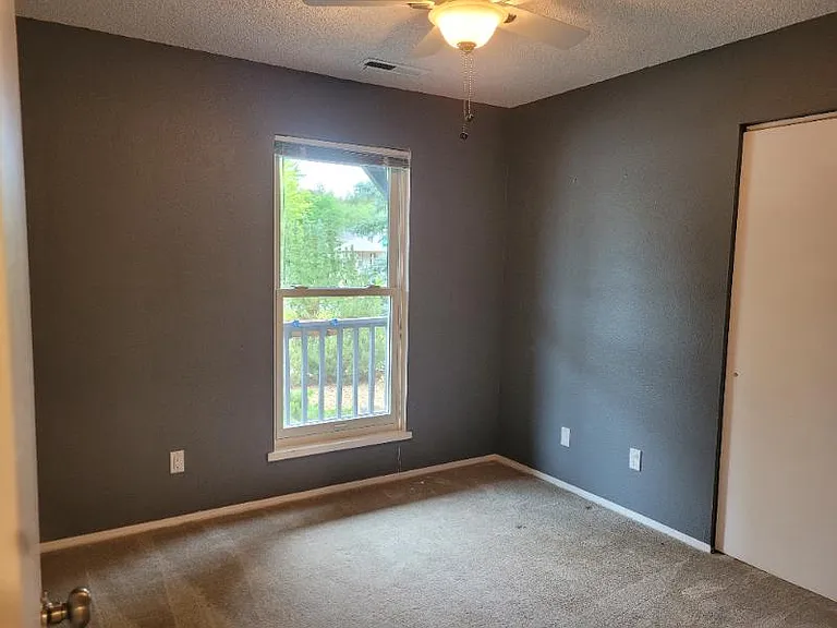 1601 N Owl Rd — Photo 19