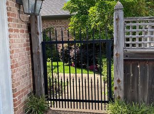 40 Charleston Cir, Brandon, MS 39047