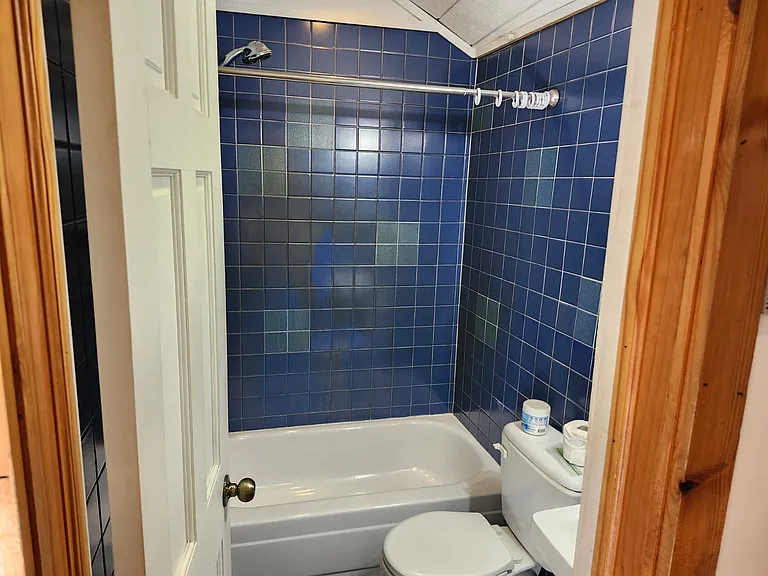 5 Woodland Cir S — Photo 8