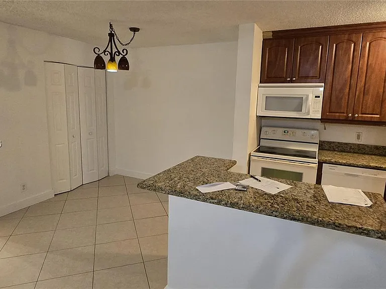 10741 Cleary Blvd #306 — Photo 6