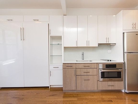 4th image of 212 W 91st St APT 1429