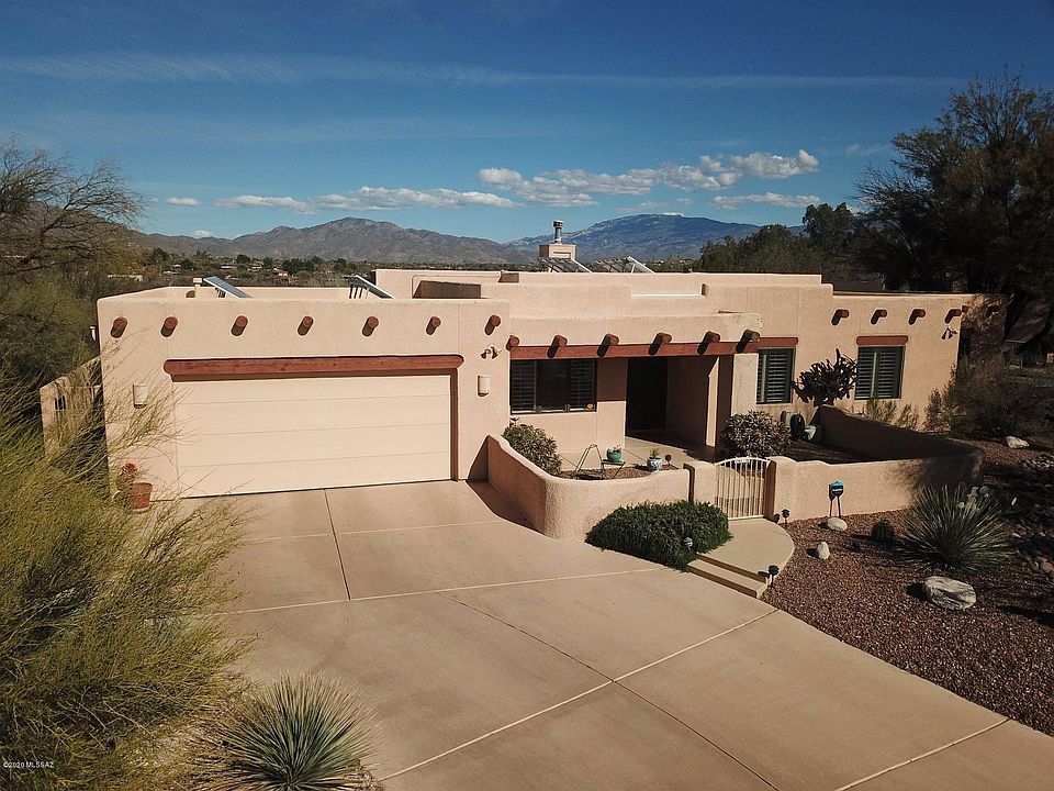 1st image of 4404 N Rockcliff Pl
