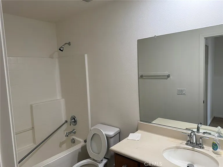 29204 Gateway Dr — Photo 15