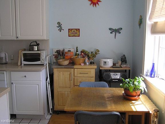 856 Massachusetts Ave. #11 Cambridge (Central Square) Unit