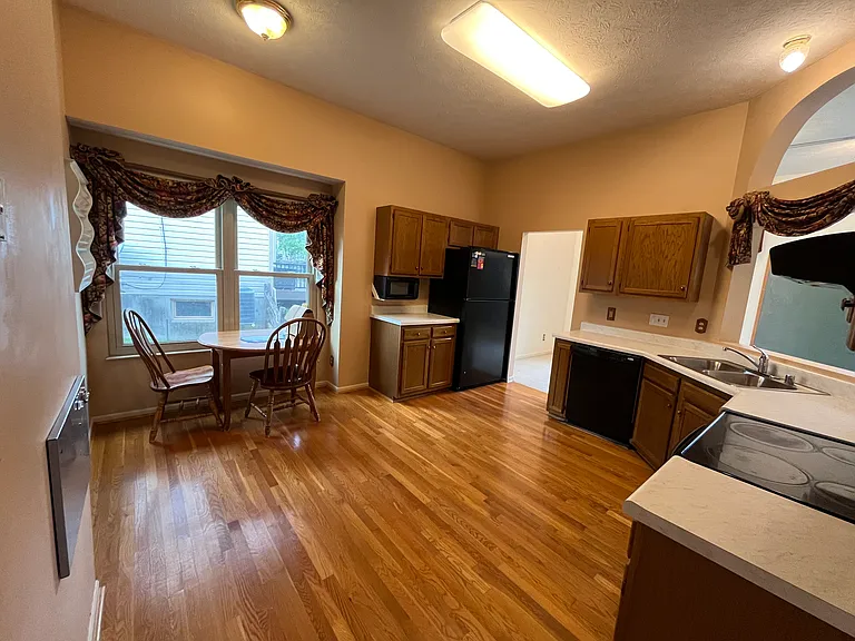 6400 Belmont Park Ct — Photo 5