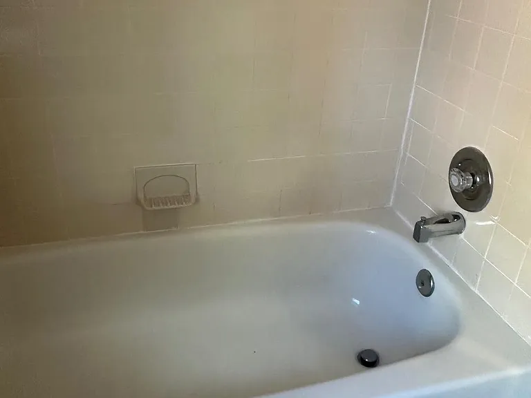 529 Colecroft Ct — Photo 10