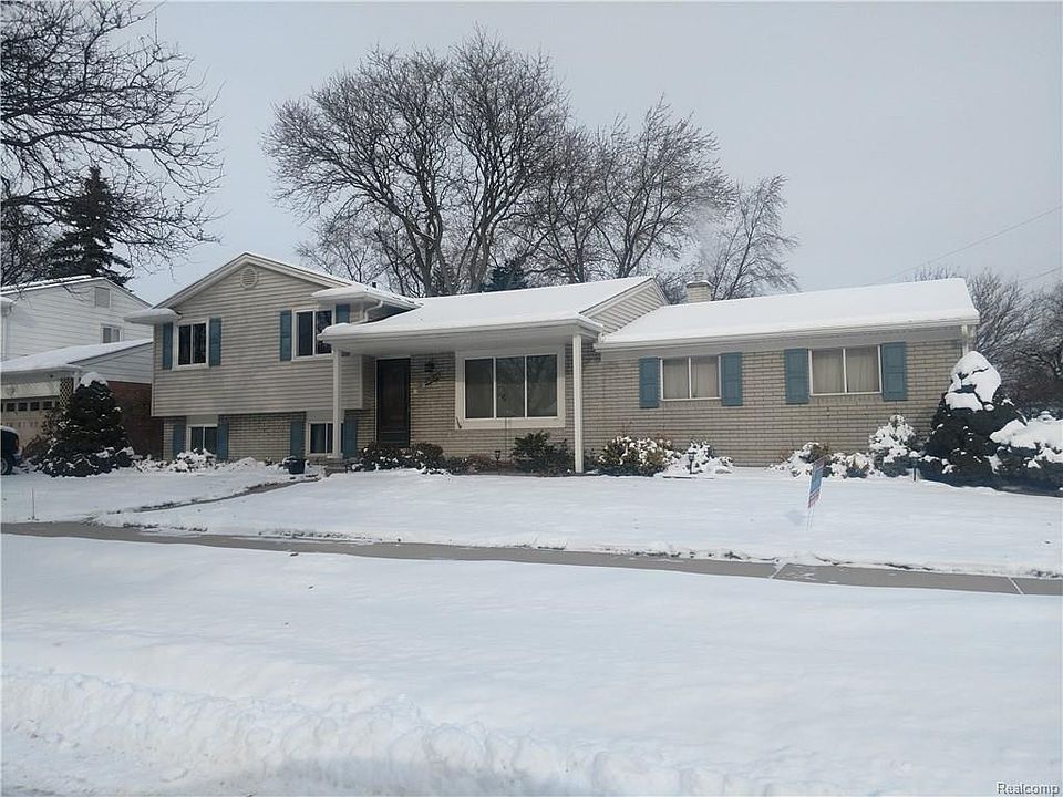 1st image of 37534 S Sherwood Ct