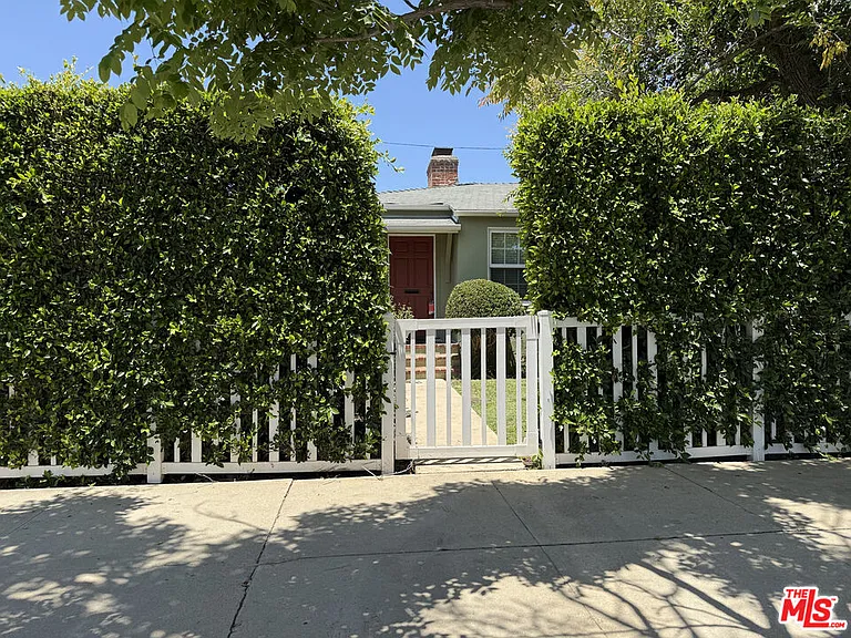11919 Tennessee Pl — Photo 2