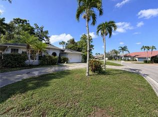 5114 Mabry Dr, Naples, FL 34112