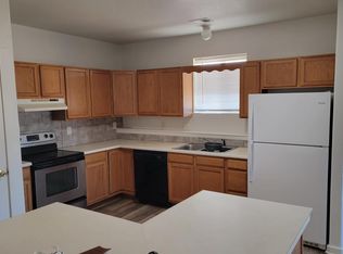 552 E Kipp Ave, Keenesburg, CO 80643
