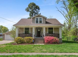 2723 Klondike Ln, Louisville, KY 40218