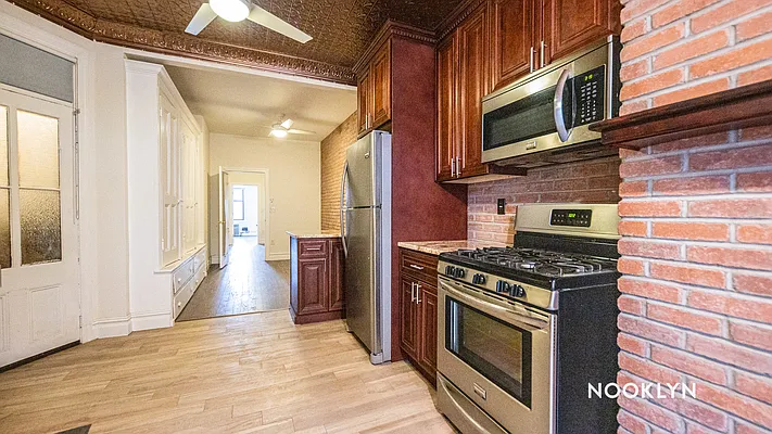 Rented by Nooklyn NYC LLC | media 22