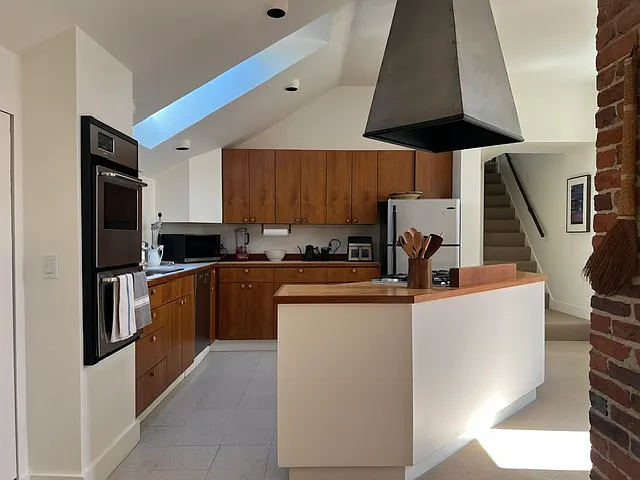10 Bailey Rd #A — Photo 7
