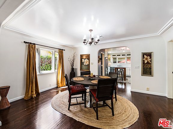 3rd image of 617 Huntley Dr