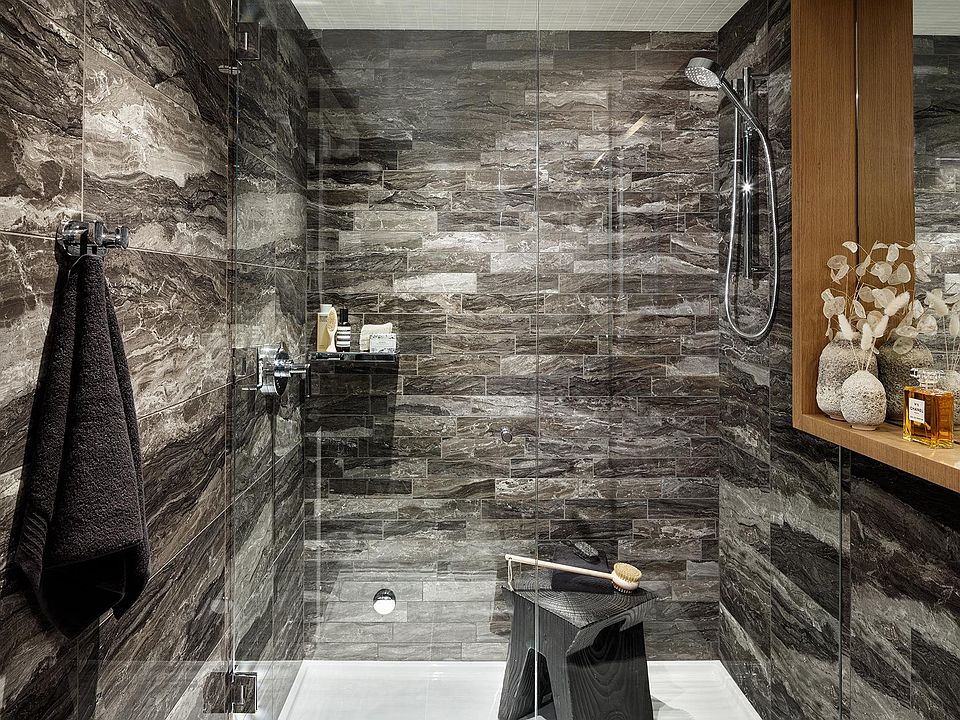 2nd image of 6608 Sussex Ave #309