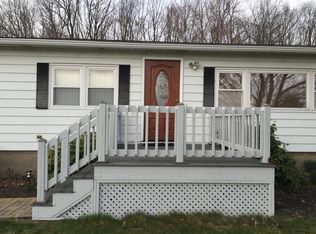 133 Ridge Dr, Karns City, PA 16041