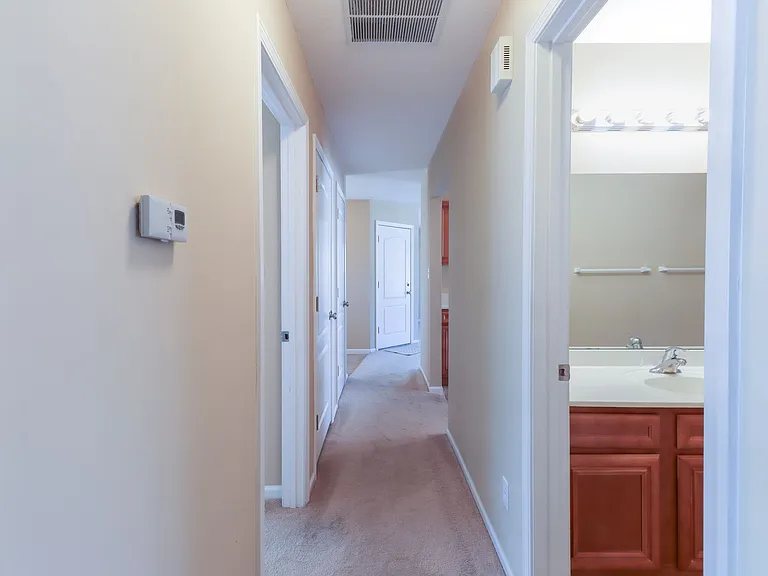 613 Bear Valley Ct — Photo 10