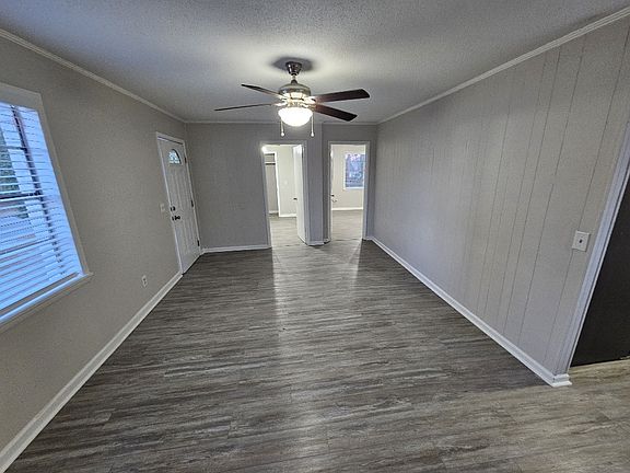 3rd image of 18 E Olliff St APT 1