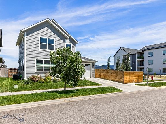3rd image of 5105 Samantha Ln #B