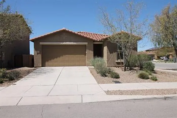 6420 E Via Jardin Verde — Photo 1