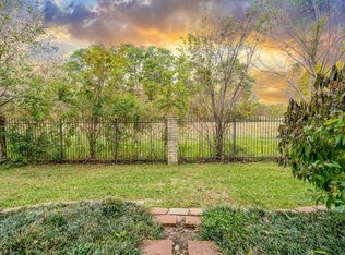 4444 Victory Dr APT 1107, Houston, TX 77088