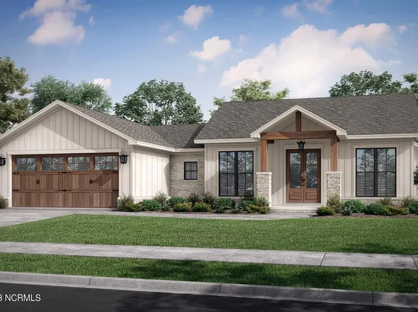 910 Bee Tree Court, New Bern, NC 28560