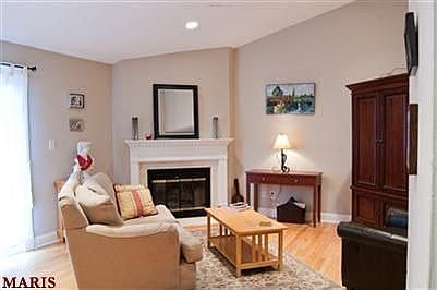 5th image of 1668 E Swan Cir