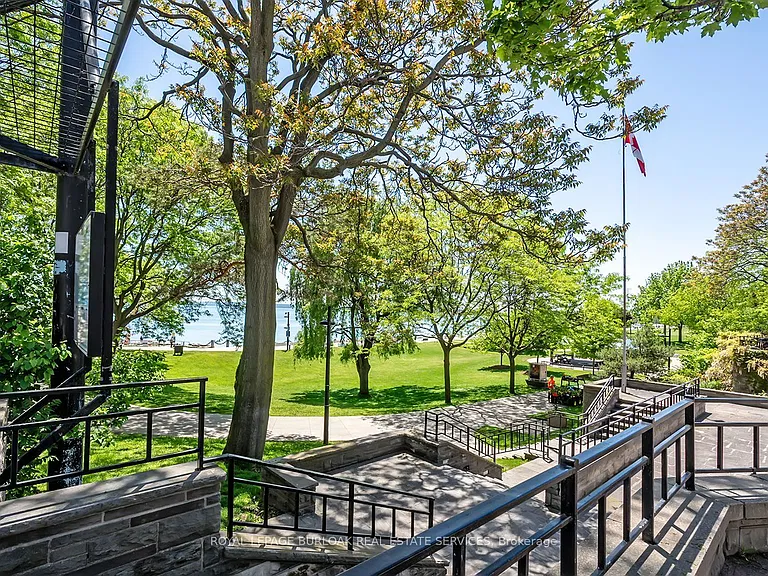 1477 Lakeshore Rd #704 — Photo 40