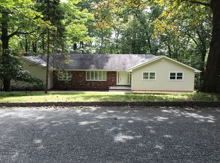 3 Wood Dr, Morris Plains, NJ 07950