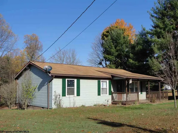 168 Locust Dr, Buckhannon, WV 26201