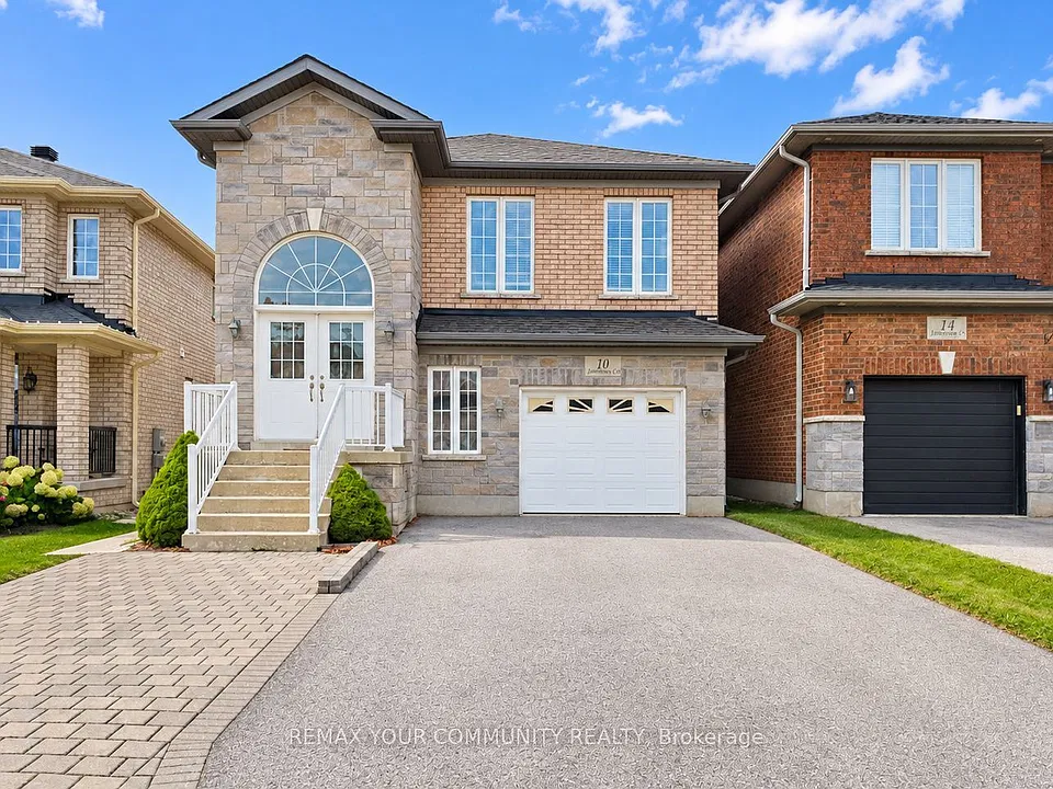 10 Armstrong Cres #MAIN FL