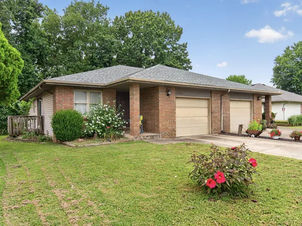 2733 S Hilton Avenue, Springfield, MO 65807