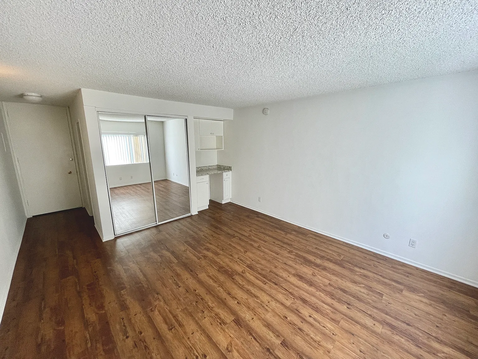 Wilshire Alexandria Westgate — Photo 4