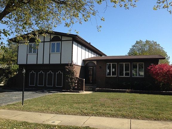 2nd image of 22401 Imperial Dr