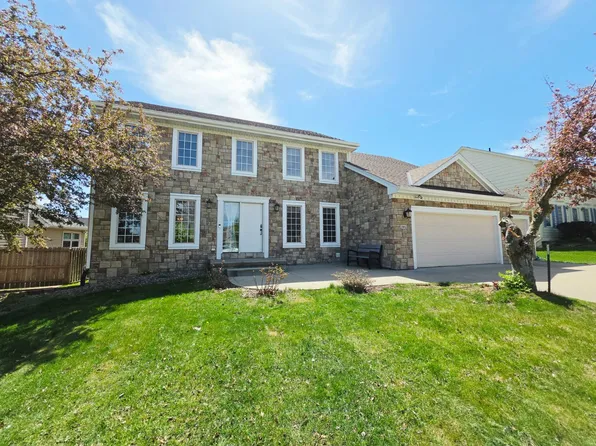 13842 Hawthorn Dr, Clive, IA 50325