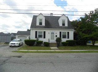 14 Nowell Rd, Cranston, RI 02910