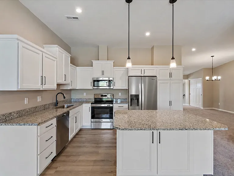 628 Crescent Lndg #628 — Photo 7