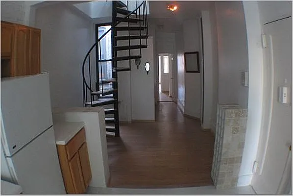 Rented by 4 Points Properties | media 67