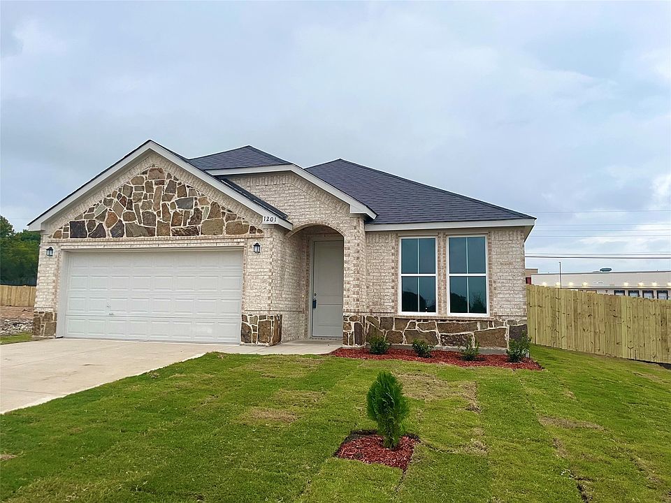 1st image of 1201 Gannon Ln