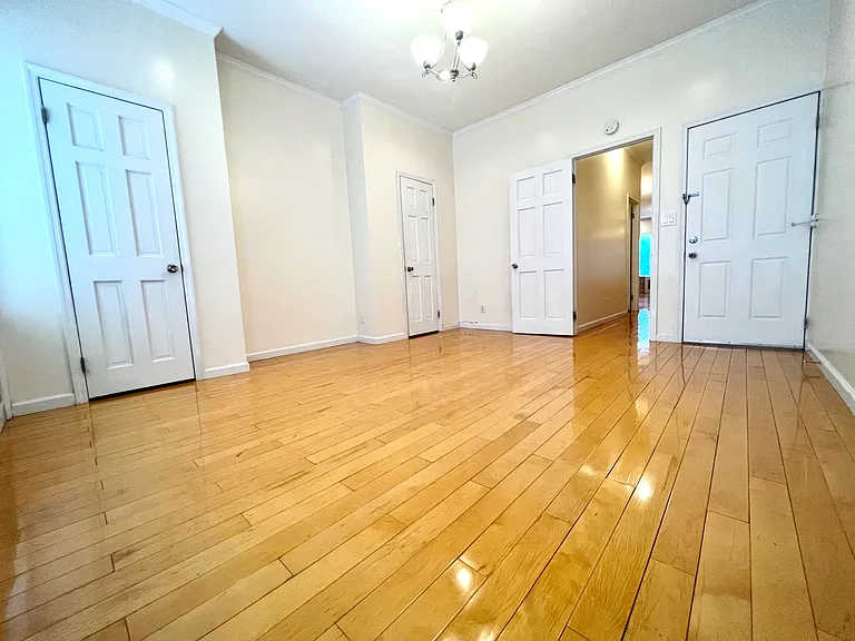 280 2nd St #4 — Photo 14